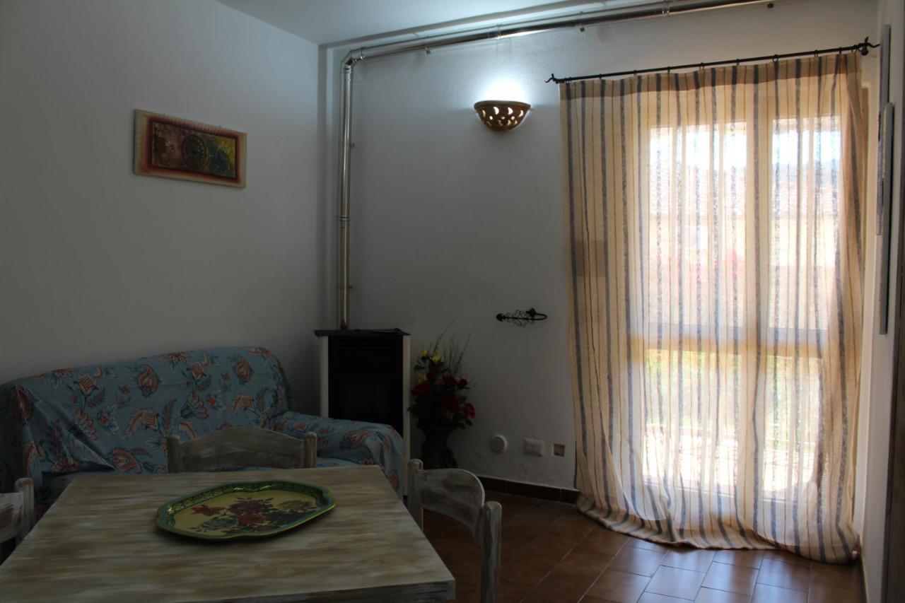 Casa Titty Villa Cannigione Eksteriør bilde